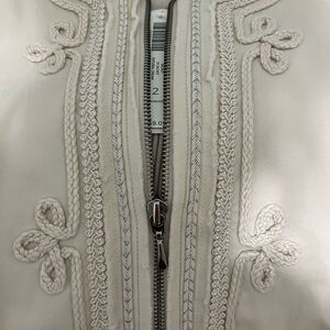 Very unique Chicos jacket, beautiful ivory color